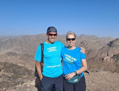 Anne  and Steve  Cycling on the  tour with redspokes